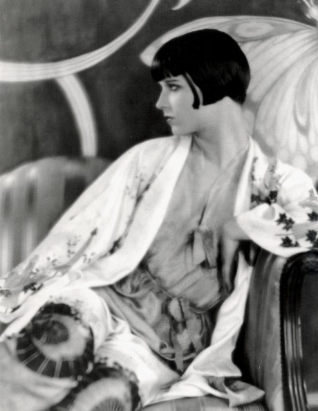 Sexy 1920s Kimono modelled by Louise Brooks